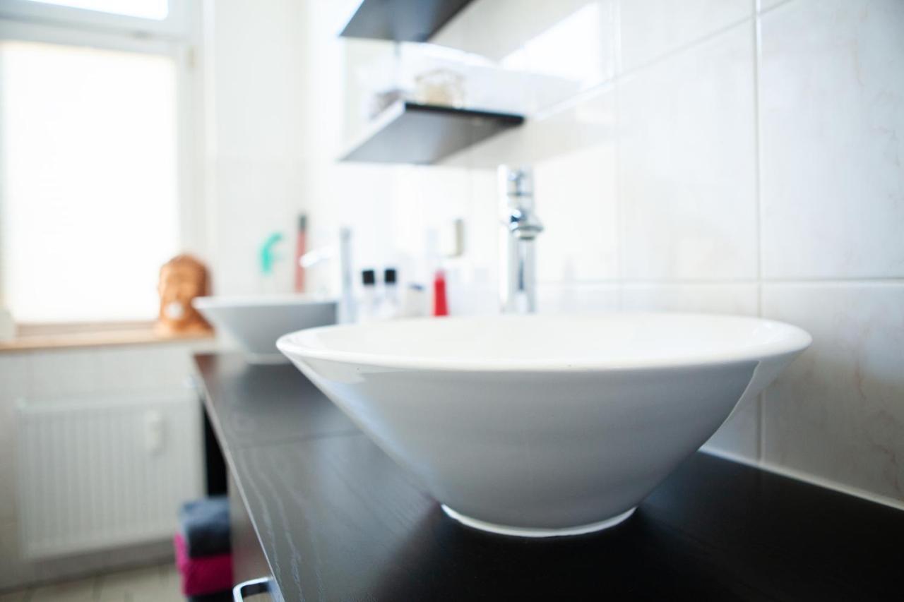 Wohnen Wie Zuhause - Zu Gast In แอร์ฟวร์ท ภายนอก รูปภาพ