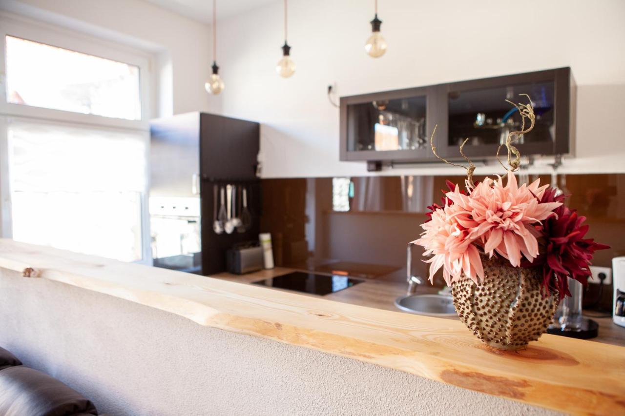 Wohnen Wie Zuhause - Zu Gast In แอร์ฟวร์ท ภายนอก รูปภาพ